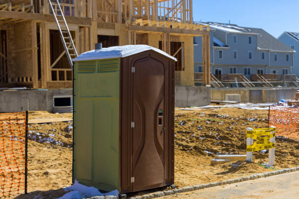 Best Portable restroom trailer rental  in Belding, MI